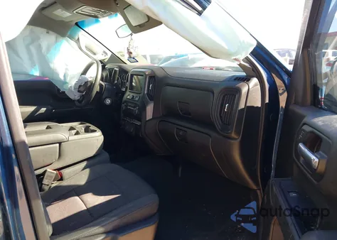 2019 Chevrolet Silverado 1500 Custom Trail Boss z USA, uszkodzony, nr VIN 1GCPYCEF2KZ352243